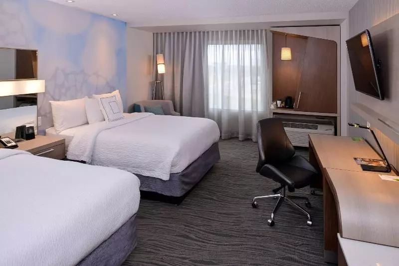 キングサイズベッドのスイートルーム, The Bethesdan Hotel, Tapestry Collection By Hilton