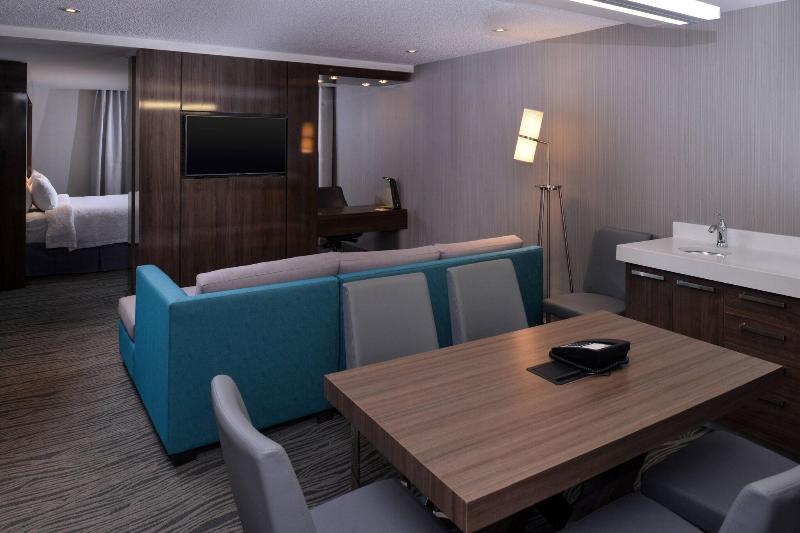 キングサイズベッドのスイートルーム, The Bethesdan Hotel, Tapestry Collection By Hilton