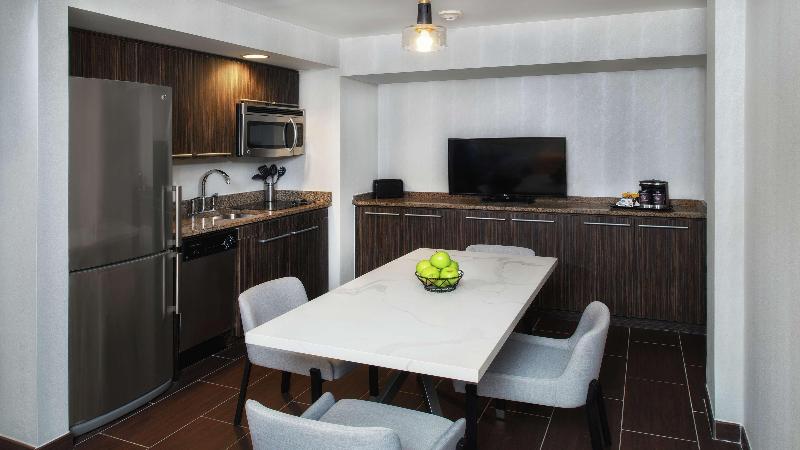 スイート, The Bethesdan Hotel, Tapestry Collection By Hilton