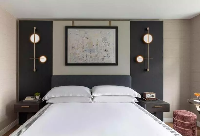 Standard-huone King-vuode, Thompson Central Park New York, By Hyatt