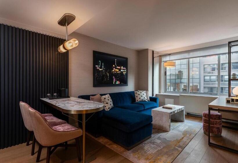 适合残疾人士使用的套间, Thompson Central Park New York, By Hyatt