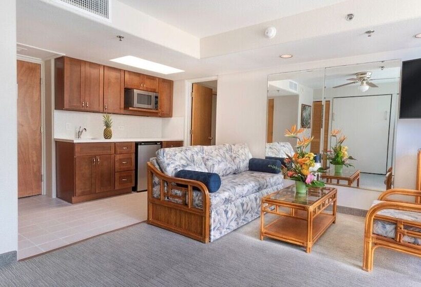 סוויטה, Imperial Hawaii Resort