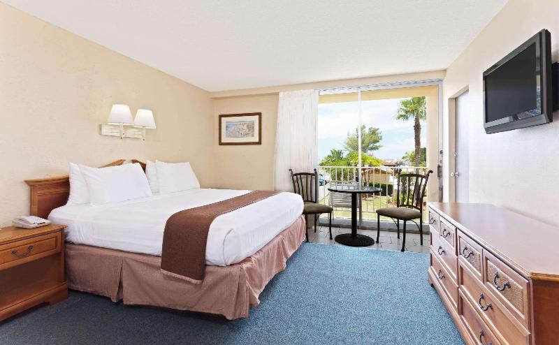 غرفة قياسية سرير كينج, Hilton Garden Inn St. Pete Beach