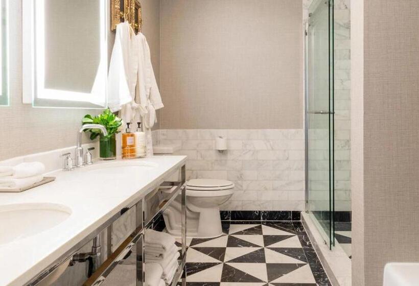 Люкс Кровать Кинг, Chamberlain West Hollywood