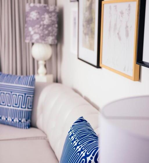 Люкс Кровать Кинг, Chamberlain West Hollywood