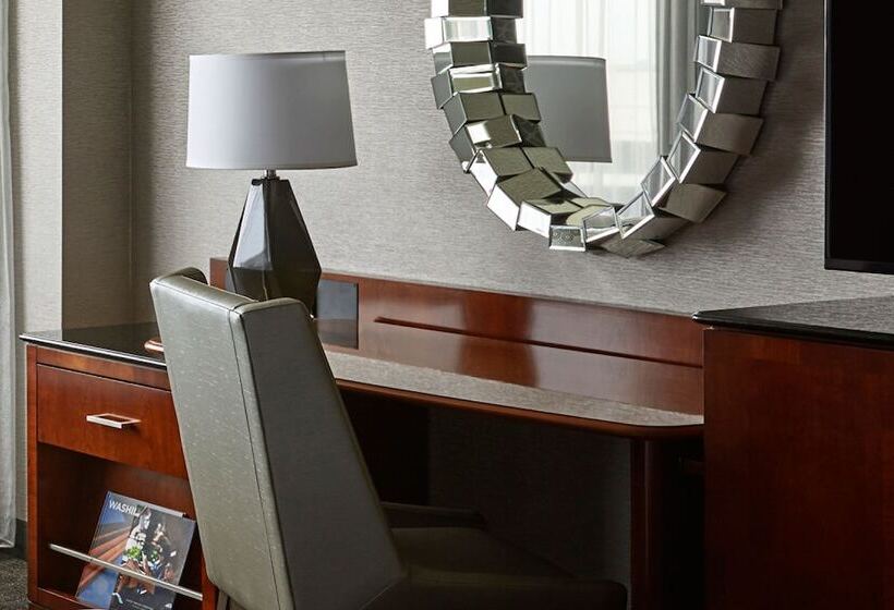 חדר סטנדרט שתי מיטות זוגיות, Crystal Gateway Marriott