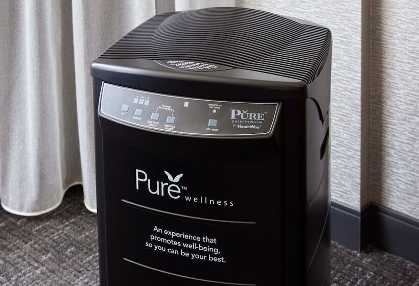 חדר סטנדרט שתי מיטות זוגיות, Crystal Gateway Marriott