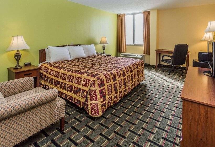 غرفة بيزنس, Days Hotel By Wyndham Danville Conference Center