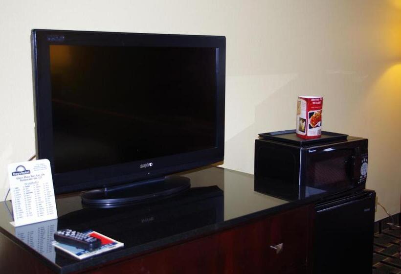 غرفة بيزنس, Days Hotel By Wyndham Danville Conference Center