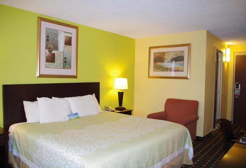 غرفة بيزنس, Days Hotel By Wyndham Danville Conference Center