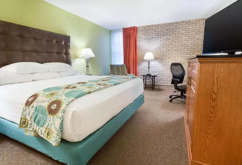 اتاق دلوکس مخصوص معلولین, Drury Inn & Suites Mcallen
