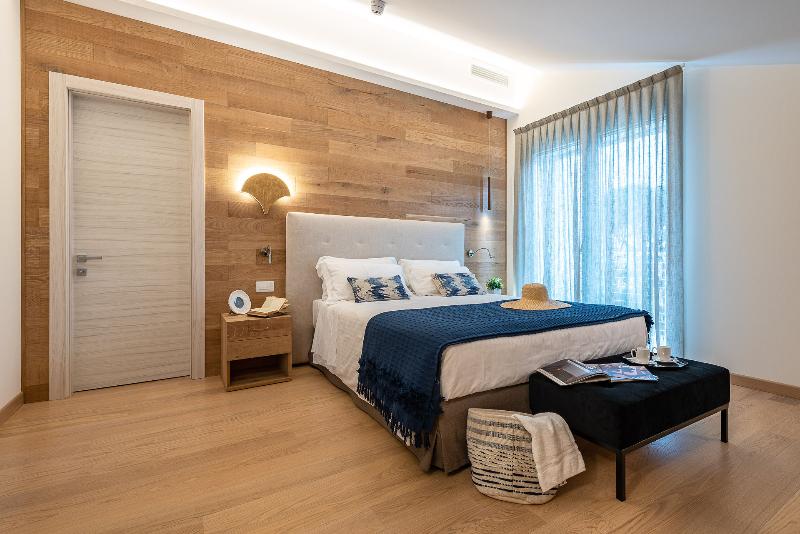 استودیوی استاندارد, The Goodwin