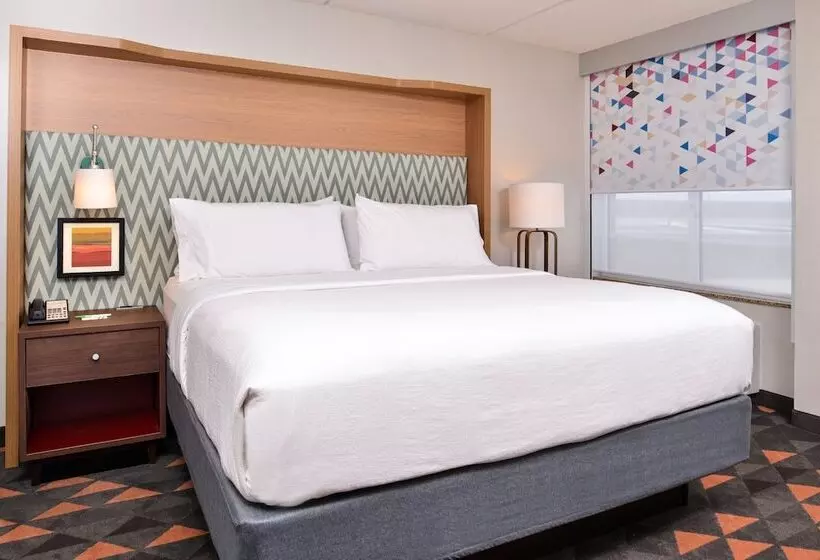 身障者適用スイートルーム, Holiday Inn Hotel & Suites Rochester   Marketplace, An Ihg