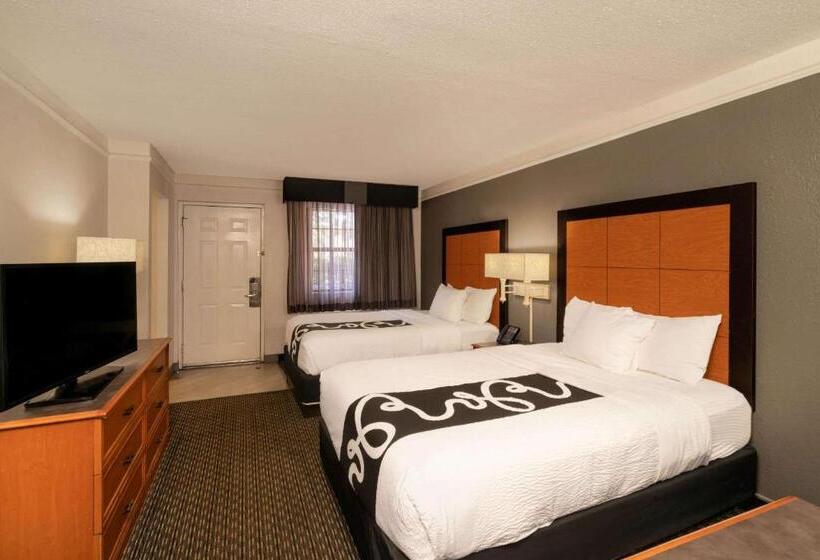 带2个双人床的标准工作室, La Quinta Inn By Wyndham Nashville South