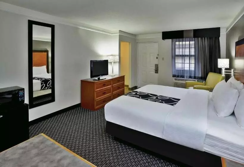 اتاق استاندارد با تخت بزرگ, La Quinta Inn By Wyndham Nashville South