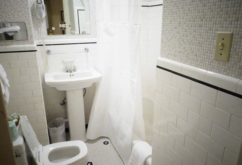 غرفة قياسية, Lafayette Hotel Marietta