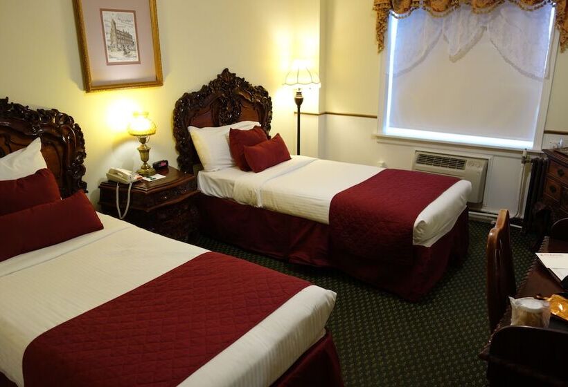 غرفة قياسية, Lafayette Hotel Marietta