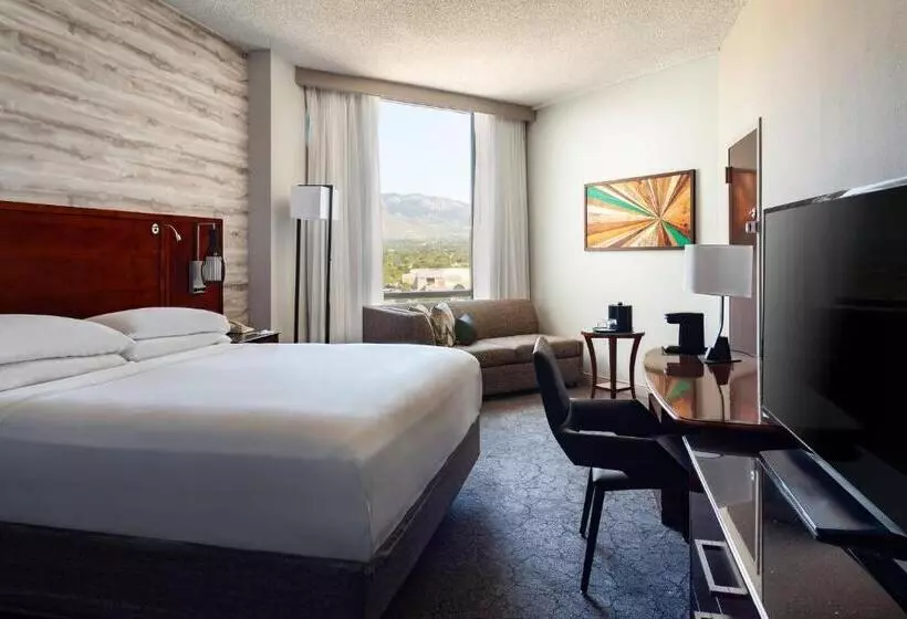 اتاق استاندارد با تخت بزرگ, Marriott Albuquerque