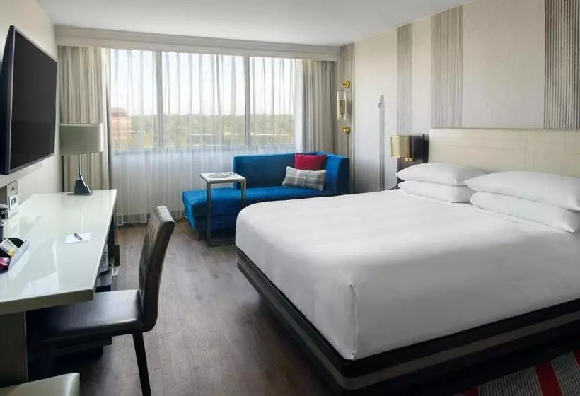 キングサイズベッドのスタンダードルーム, Marriott Kansas City Overland Park