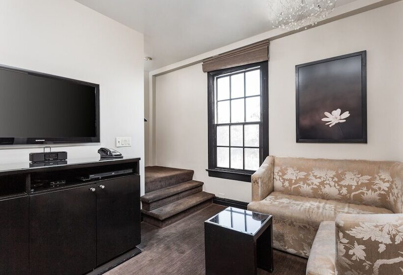 جناح, Montecito Inn