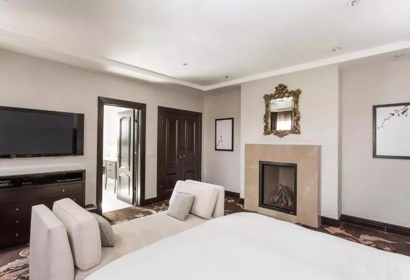 آپارتمان 1 خوابه با چشم‌انداز, Montecito Inn