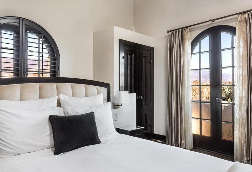 جناح, Montecito Inn