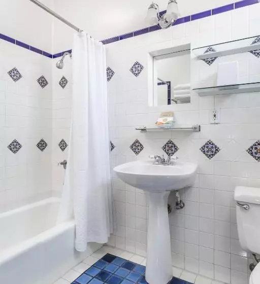اتاق استاندارد با تخت بزرگ, Montecito Inn