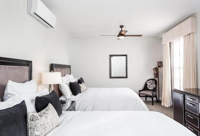 غرفة قياسية, Montecito Inn