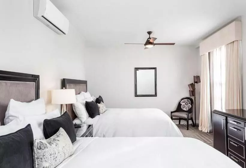 اتاق استاندارد, Montecito Inn