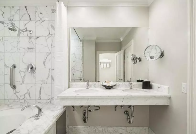 استودیوی استاندارد, Montecito Inn