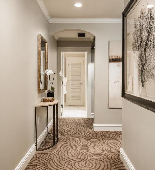 إستوديو قياسى سرير كينج, Montecito Inn