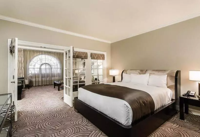 سوئیت با تخت بزرگ, Montecito Inn