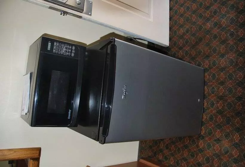 スタンダードルーム, National 9 Inn Price