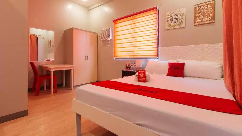 اتاق دلوکس مخصوص معلولین, Red Roof Inn College Station