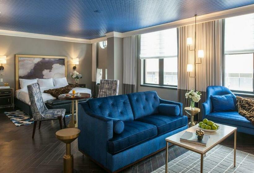 استودیو استاندارد با تخت کینگ, The Goodwin