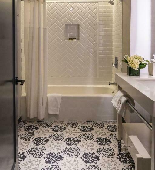 استودیوی استاندارد, The Goodwin