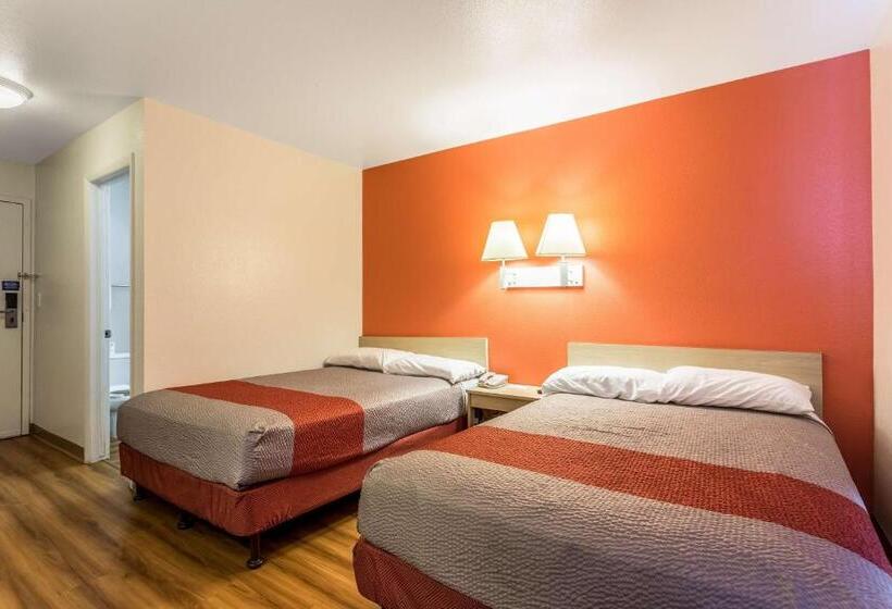 اتاق لوکس چهار تخته, Motel 6 Boise  Airport