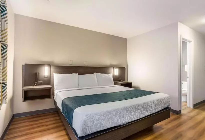 キングサイズベッドのデラックスルーム, Motel 6 Boise  Airport
