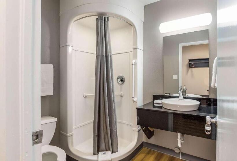 اتاق لوکس, Motel 6 Boise  Airport