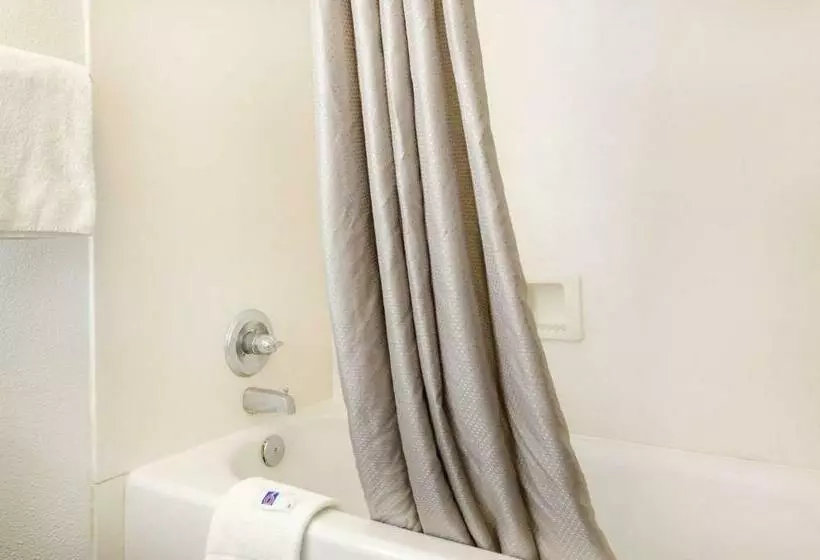 キングサイズベッドのスタンダードルーム, Motel 6merced, Ca