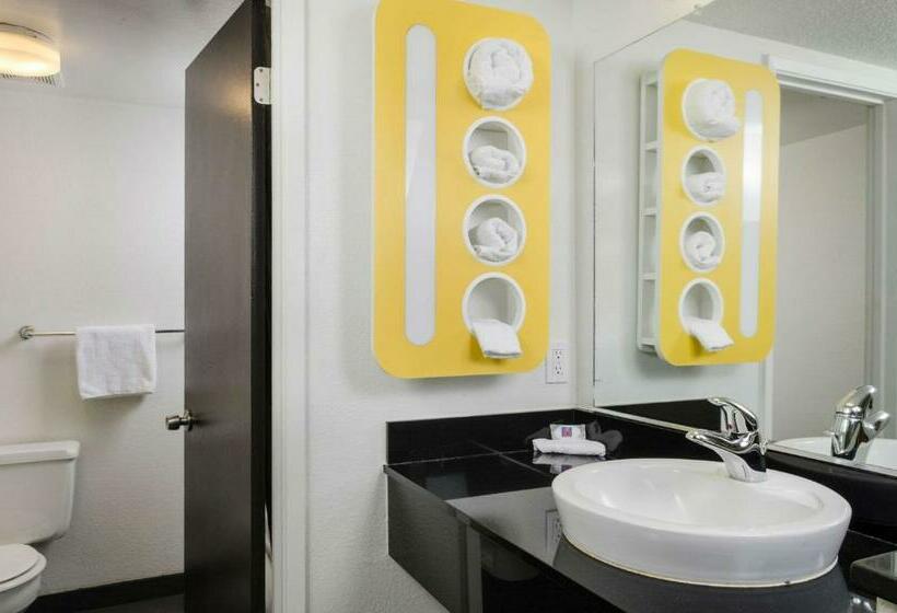 غرفة قياسية سرير كينج, Motel 6merced, Ca