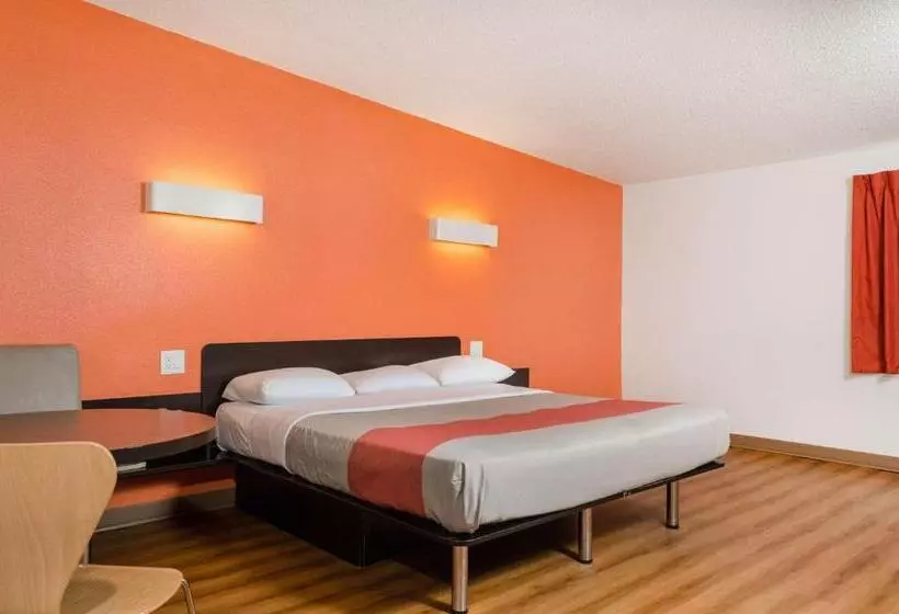 身障者適用スタンダードルーム, Motel 6merced, Ca