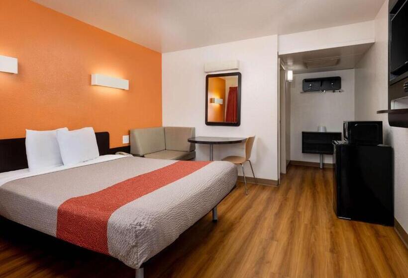 Номер Стандарт Адаптированный для Инвалидов, Motel 6 Pismo Beach, Ca