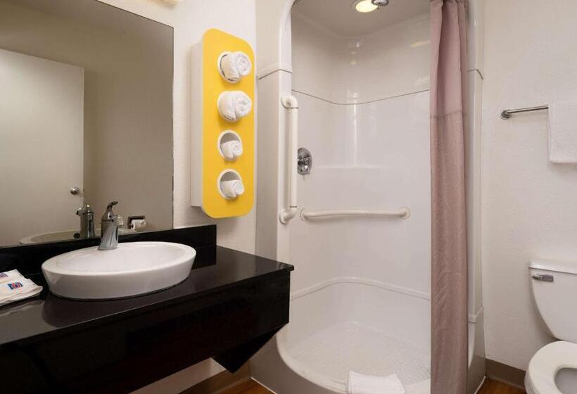 غرفة قياسية رباعية, Motel 6 Pismo Beach, Ca