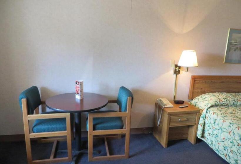 スタンダードルーム, Knights Inn Canton