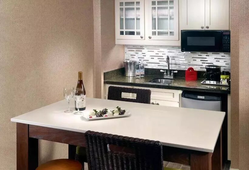 استودیو استاندارد با تخت کینگ, Omni Hilton Head Oceanfront Resort