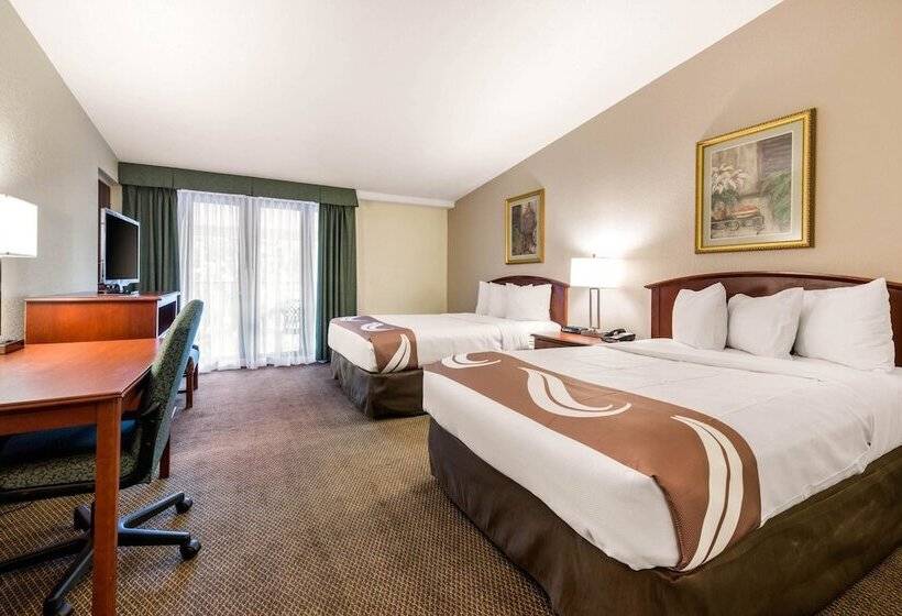 غرفه قياسيه سريرين مزدوجين, Quality Inn & Suites Tarpon Springs South