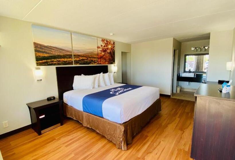 Люкс Deluxe Кровать Кинг, Days Inn By Wyndham Maysville Kentucky