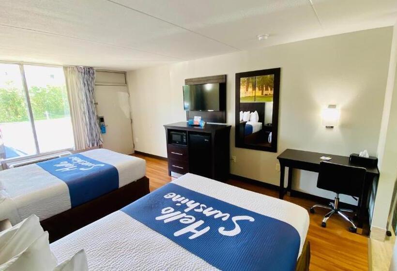 غرفه قياسيه سريرين مزدوجين, Days Inn By Wyndham Maysville Kentucky