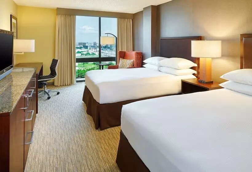２ダブルベッドのスタンダードルーム, Doubletree By Hilton San Antonio Airport